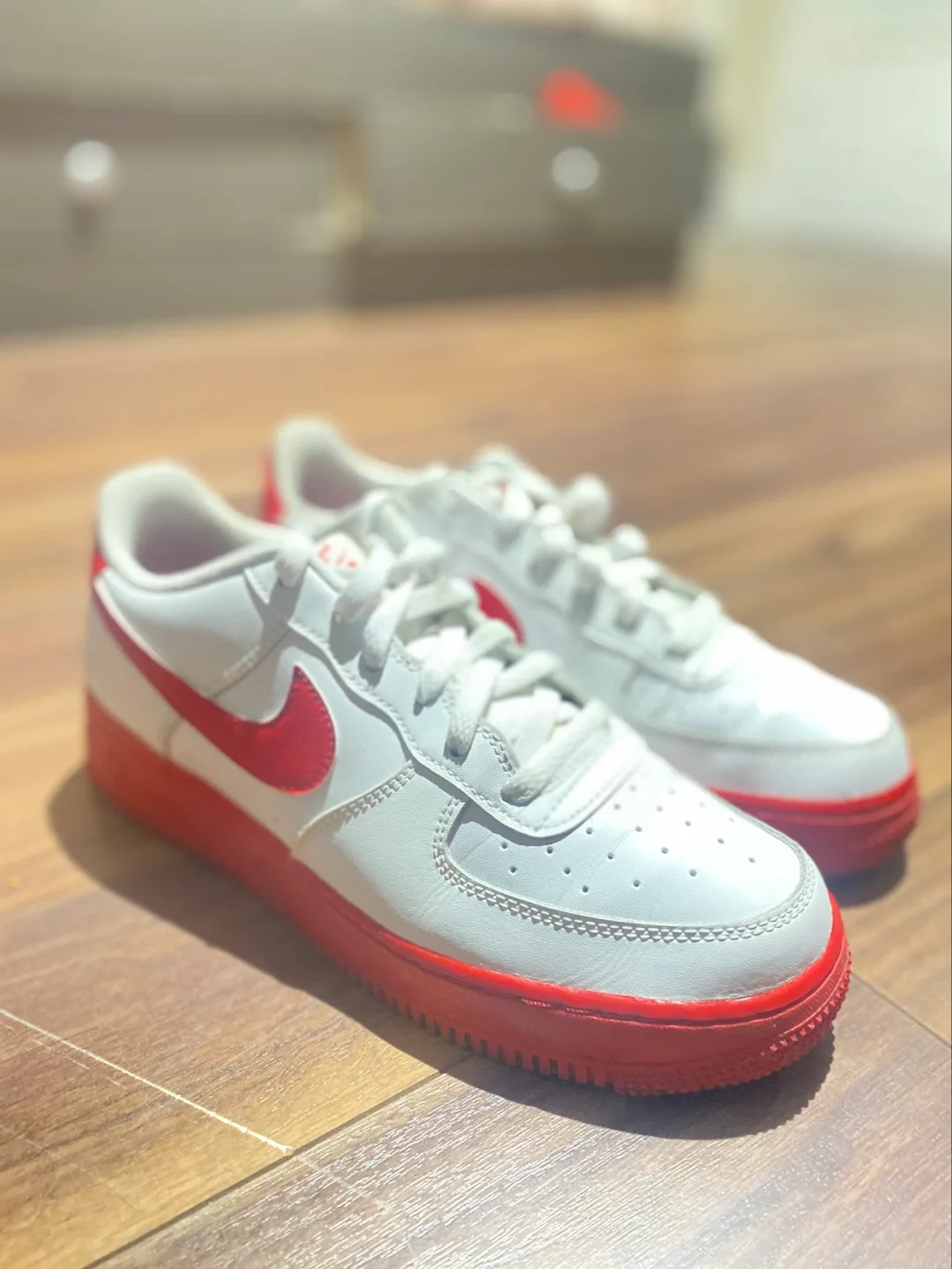 Nike Air Force 1 '07 Red White Sneakers image indicator(3)