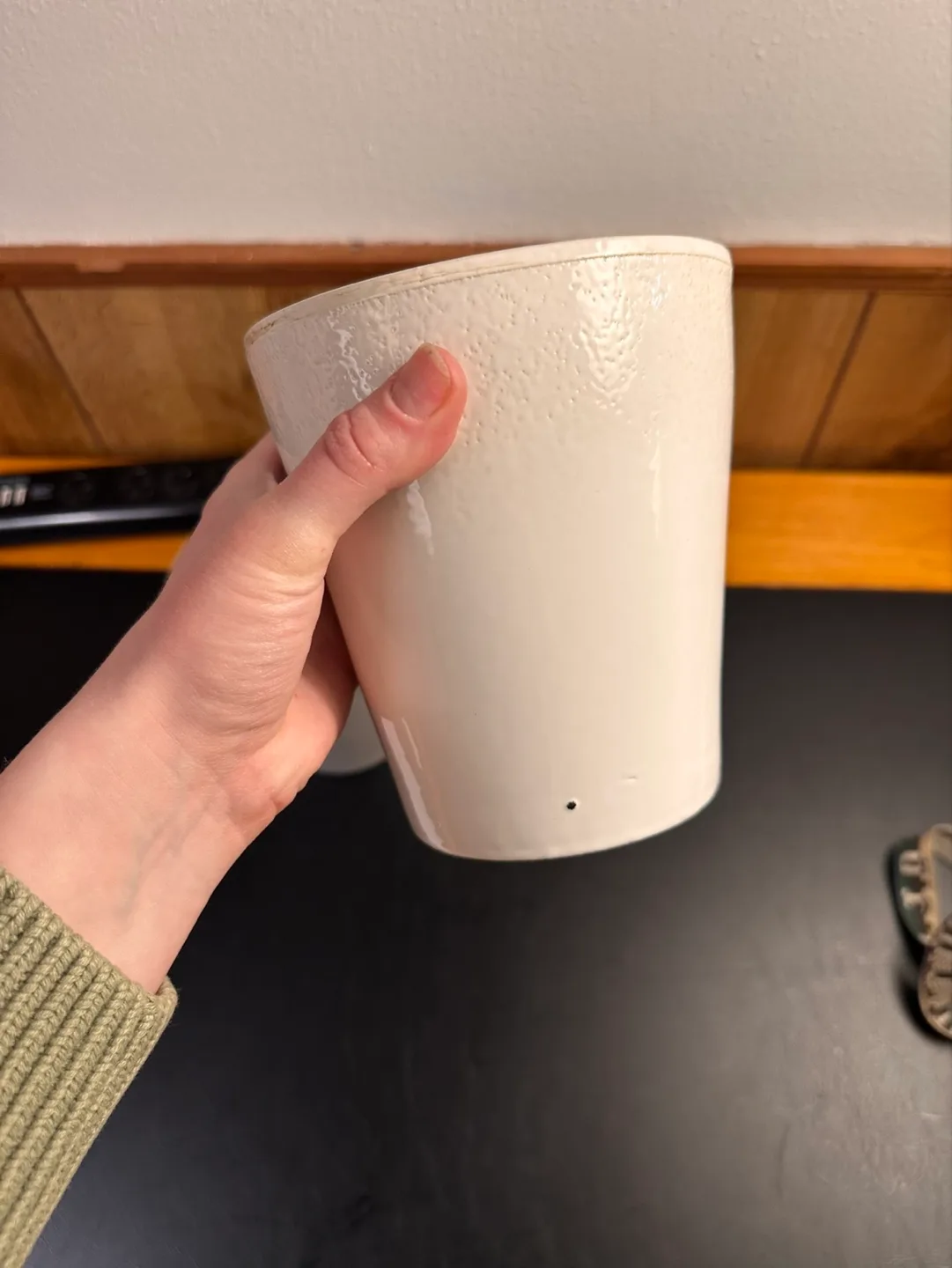 Pair of off-white ceramic planters image indicator(2)