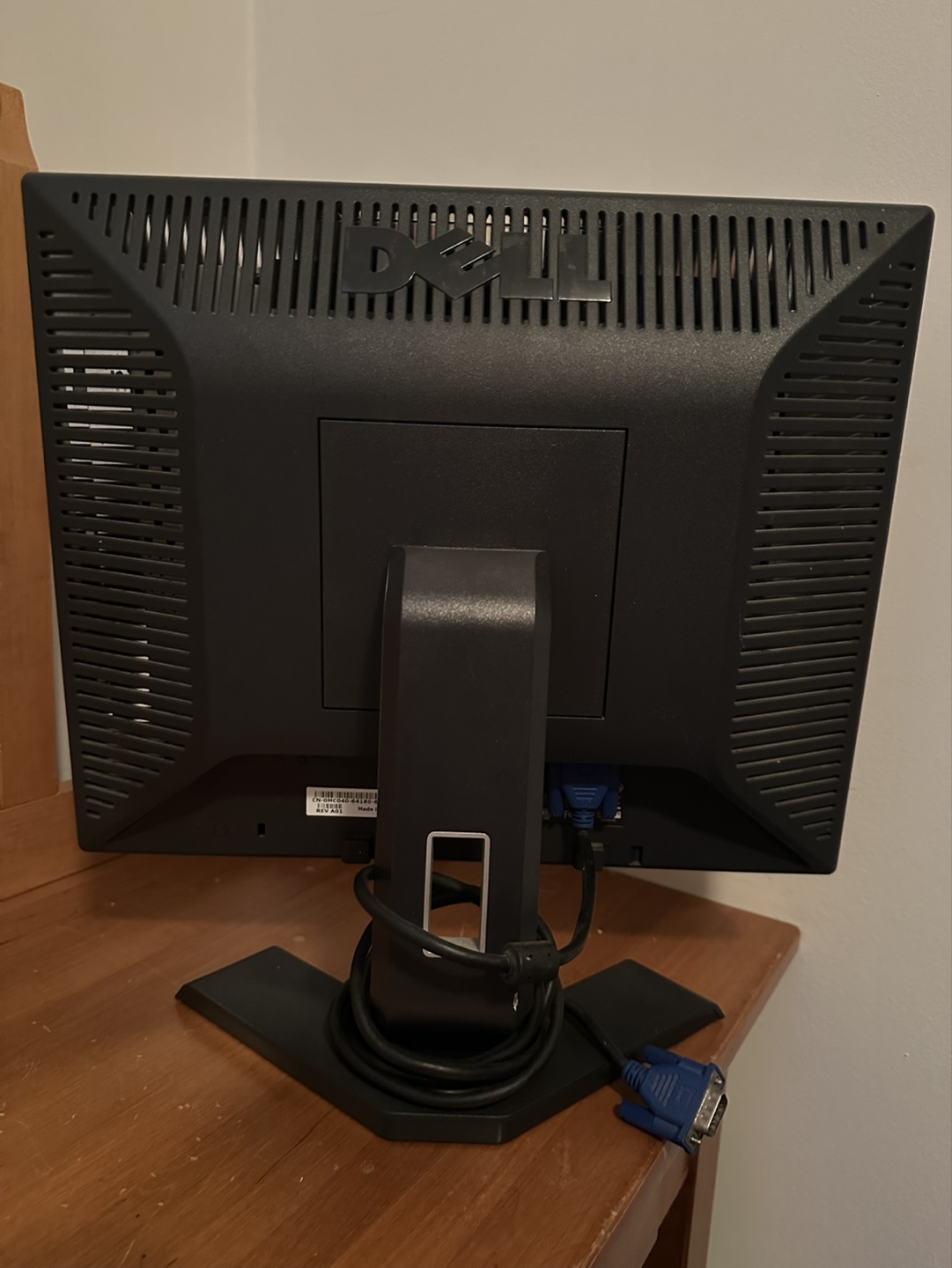 Dell LCD Monitor - 17 inch ( missing power cord ) - photo 2
