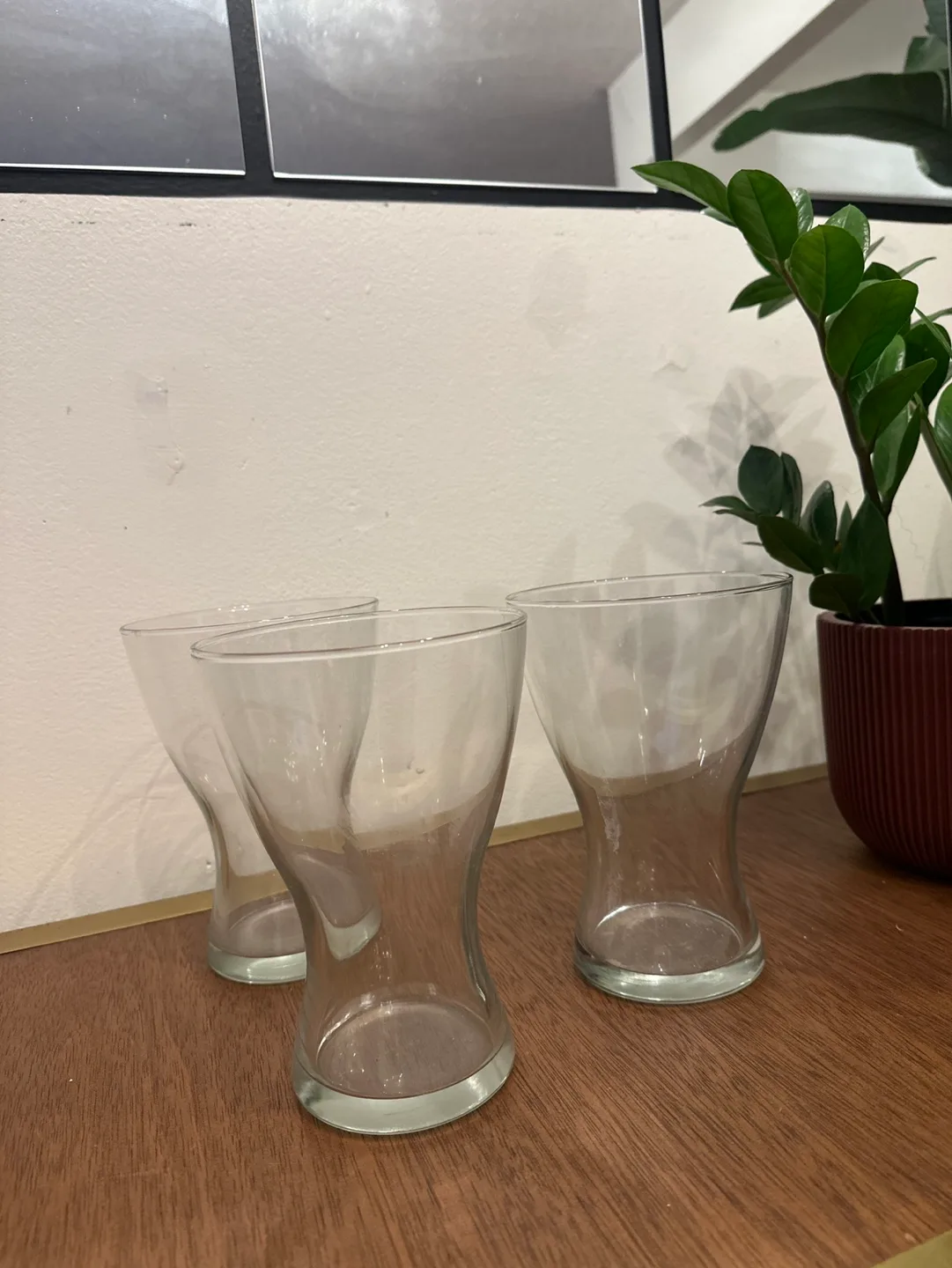 Set of two vintage clear large glass tumblers thumbnail