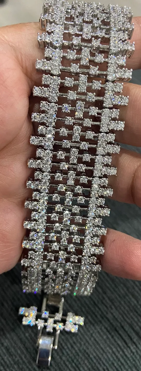 Stunning Silver Cubic Zirconia Bracelet image indicator(5)