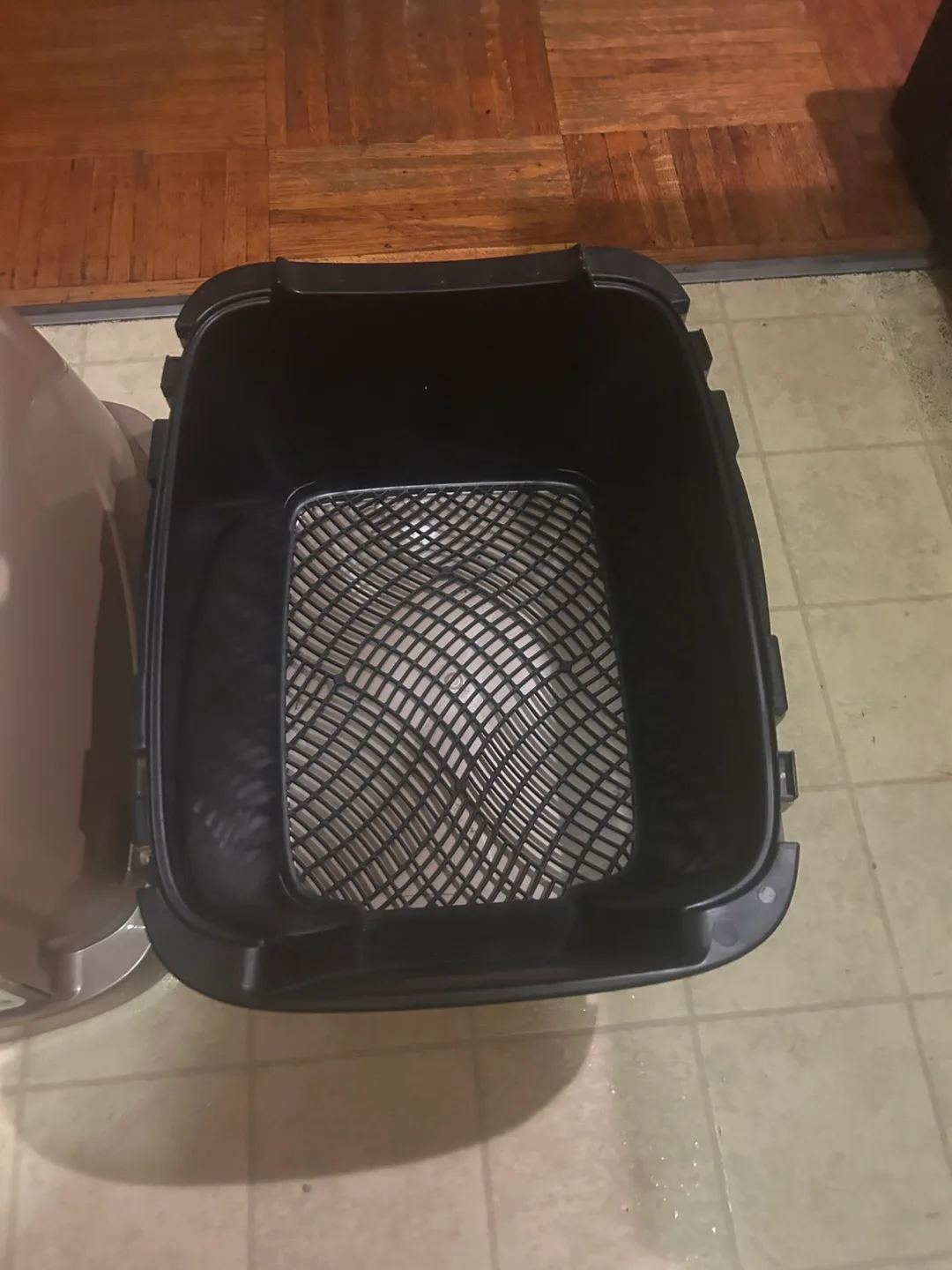 Vanness Sifting Enclosed Cat Litter Pan image indicator(2)