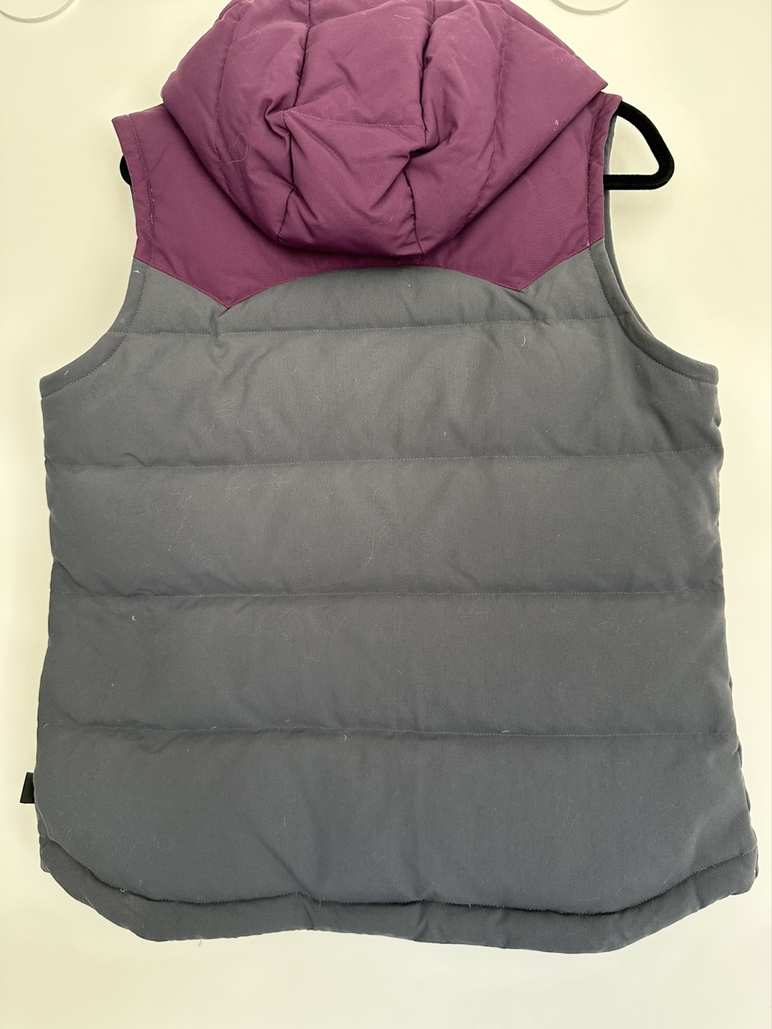 Patagonia Women's Insulated Vest - Size L - photo 2