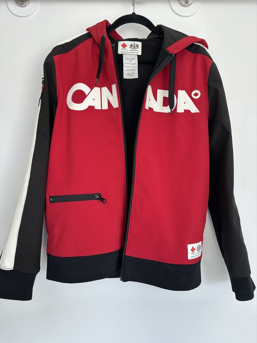 Men’s 2010 Vancouver Olympics Canada Hoodie Jacket - Med