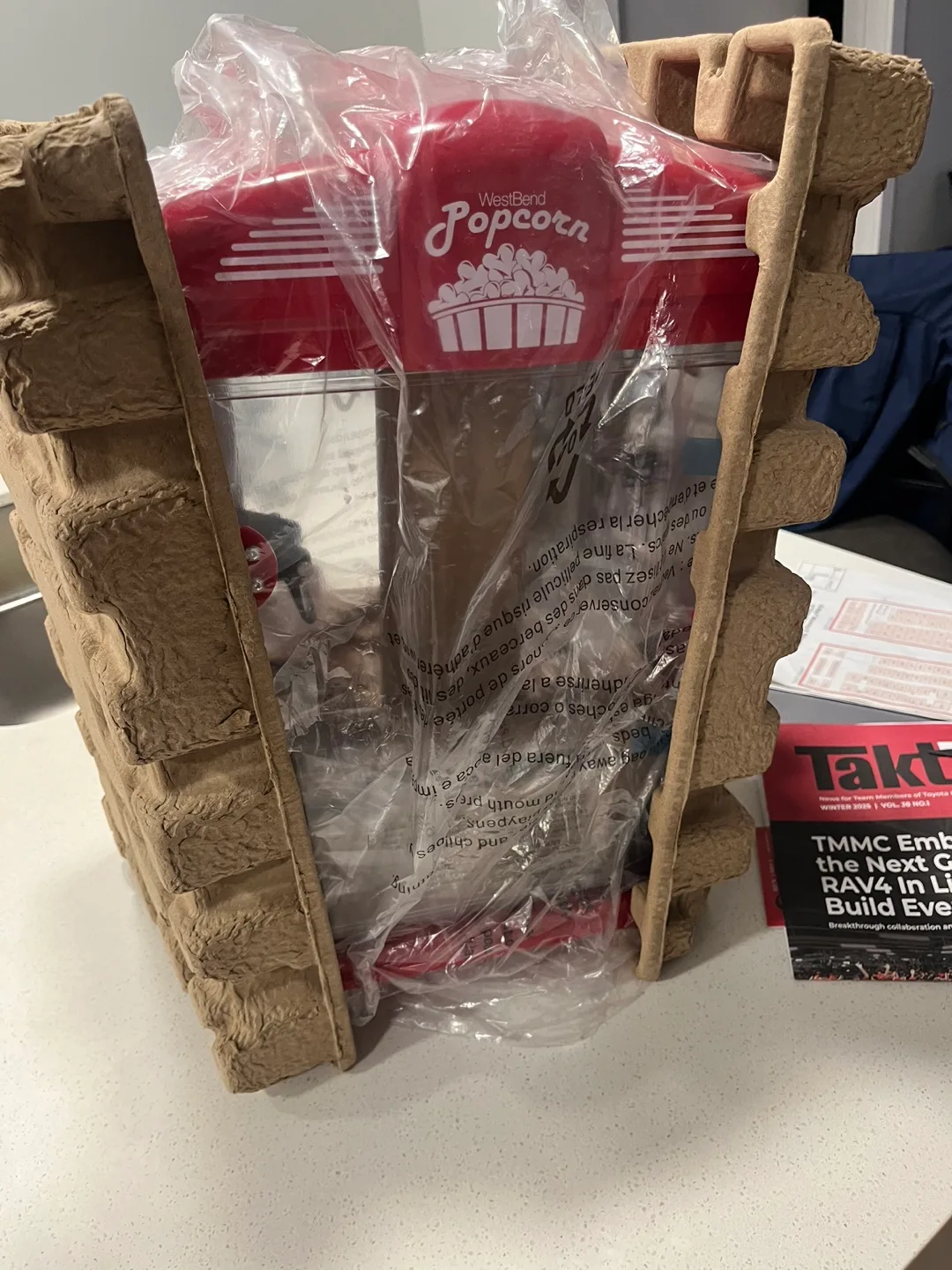 WestBend Theater Popcorn Machine - 4 Qt image indicator(3)