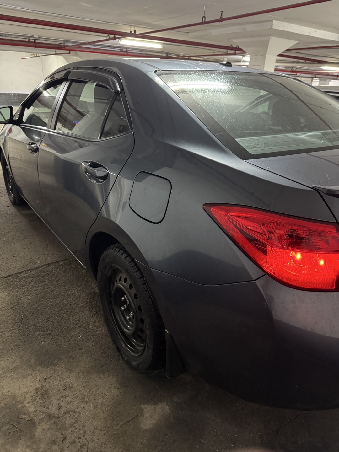 2017 Toyota Corolla XSE - Great Condition - photo 4