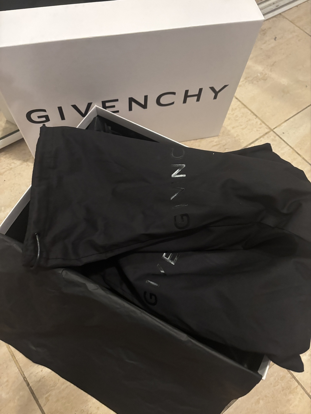 Givenchy White Leather Sneakers - photo 3