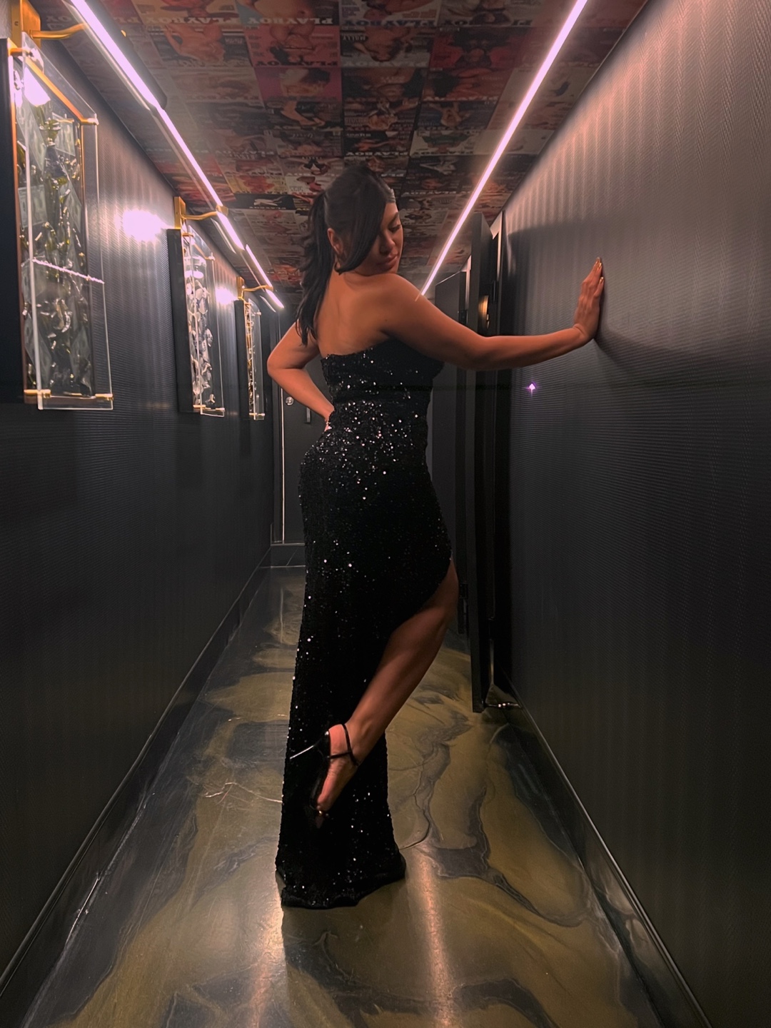 Stunning Black Sequin Gown - photo 2