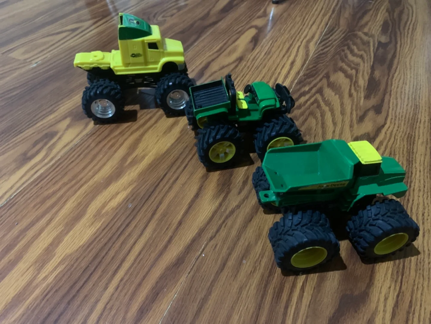John Deere Monster Truck Toy Set (3 Pack)💚 thumbnail