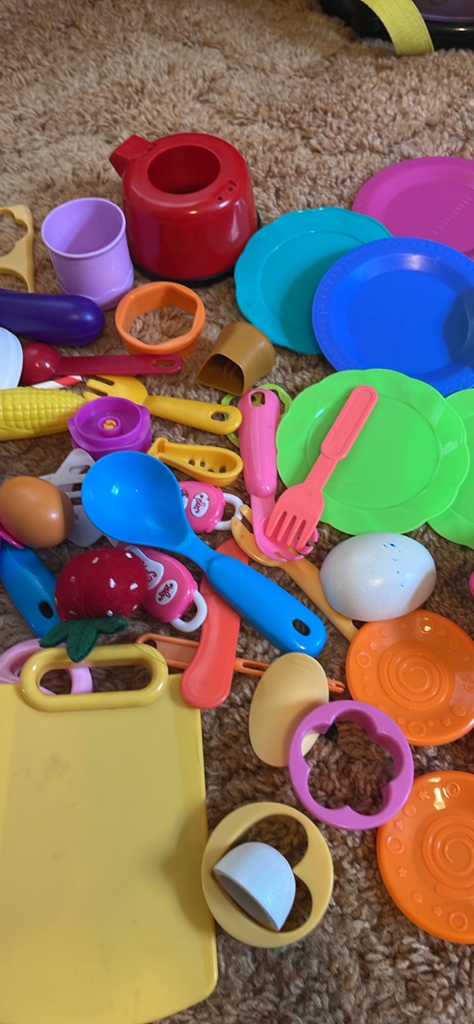 Play-Doh Kitchen Playset with Food and Utensils - photo 2