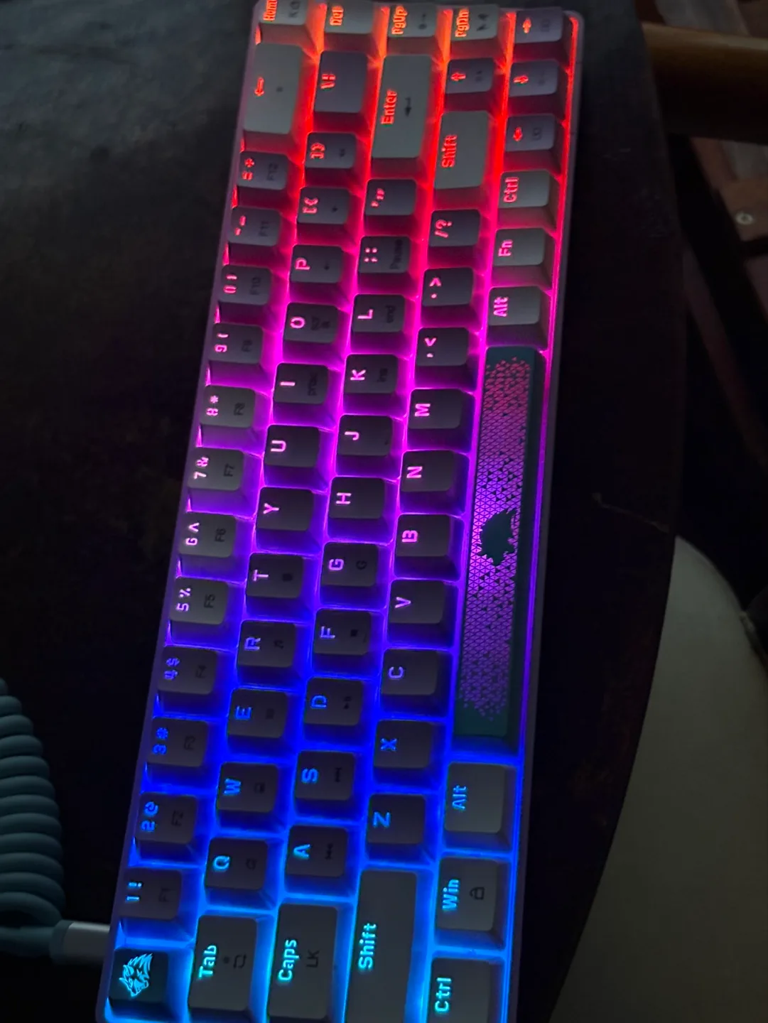 61-Key RGB Mechanical Keyboard with Two Detachable Cables image indicator(10)