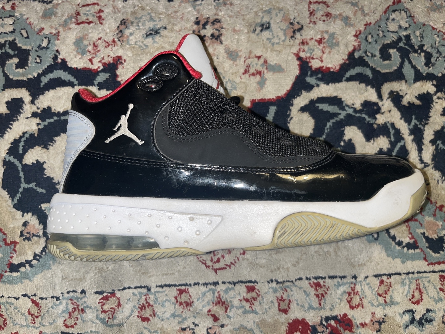 Jordan Jumpman Team 1 Mid Black/Varsity Red