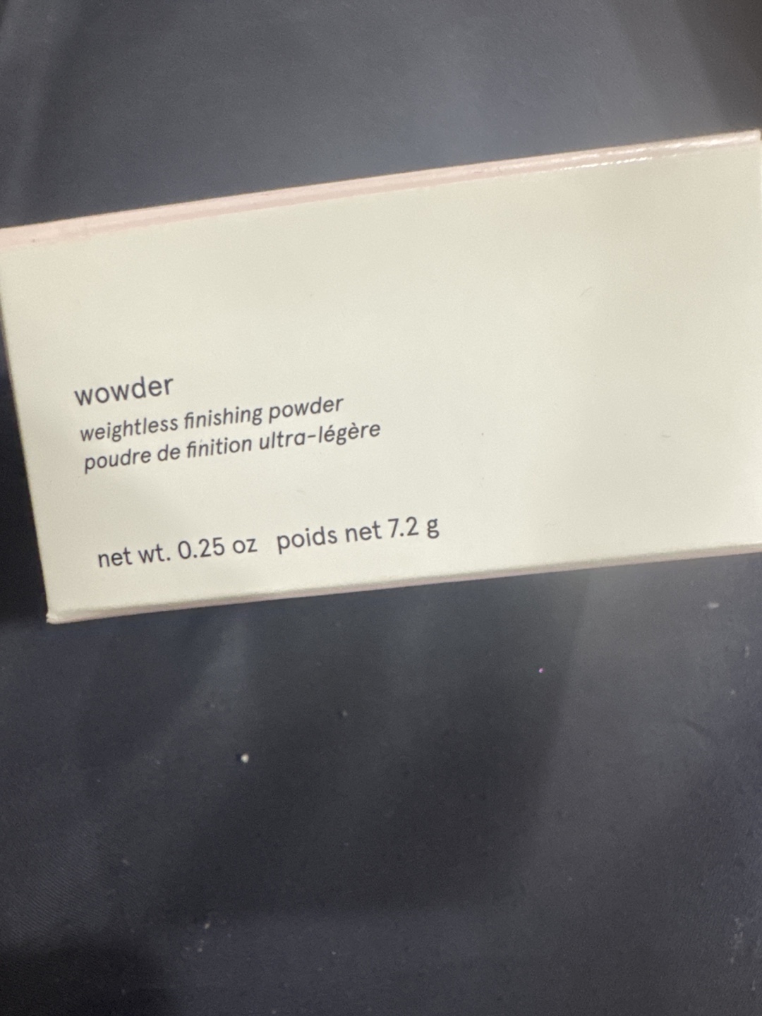 Glossier Wowder Weightless Finishing Powder