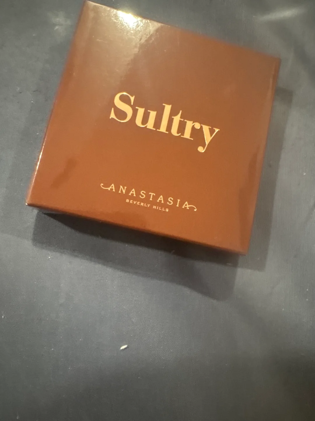 Anastasia Beverly Hills Sultry Mini Eye Shadow Palette thumbnail