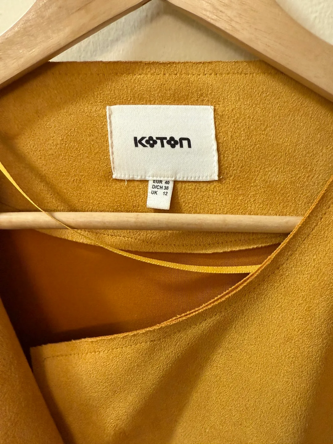 Mustard Yellow Suede-like Jacket Size 10 image indicator(4)