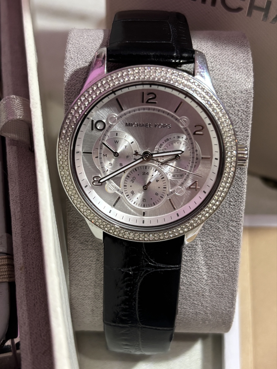 Michael Kors Women's Watch with Extra Bands - photo 3