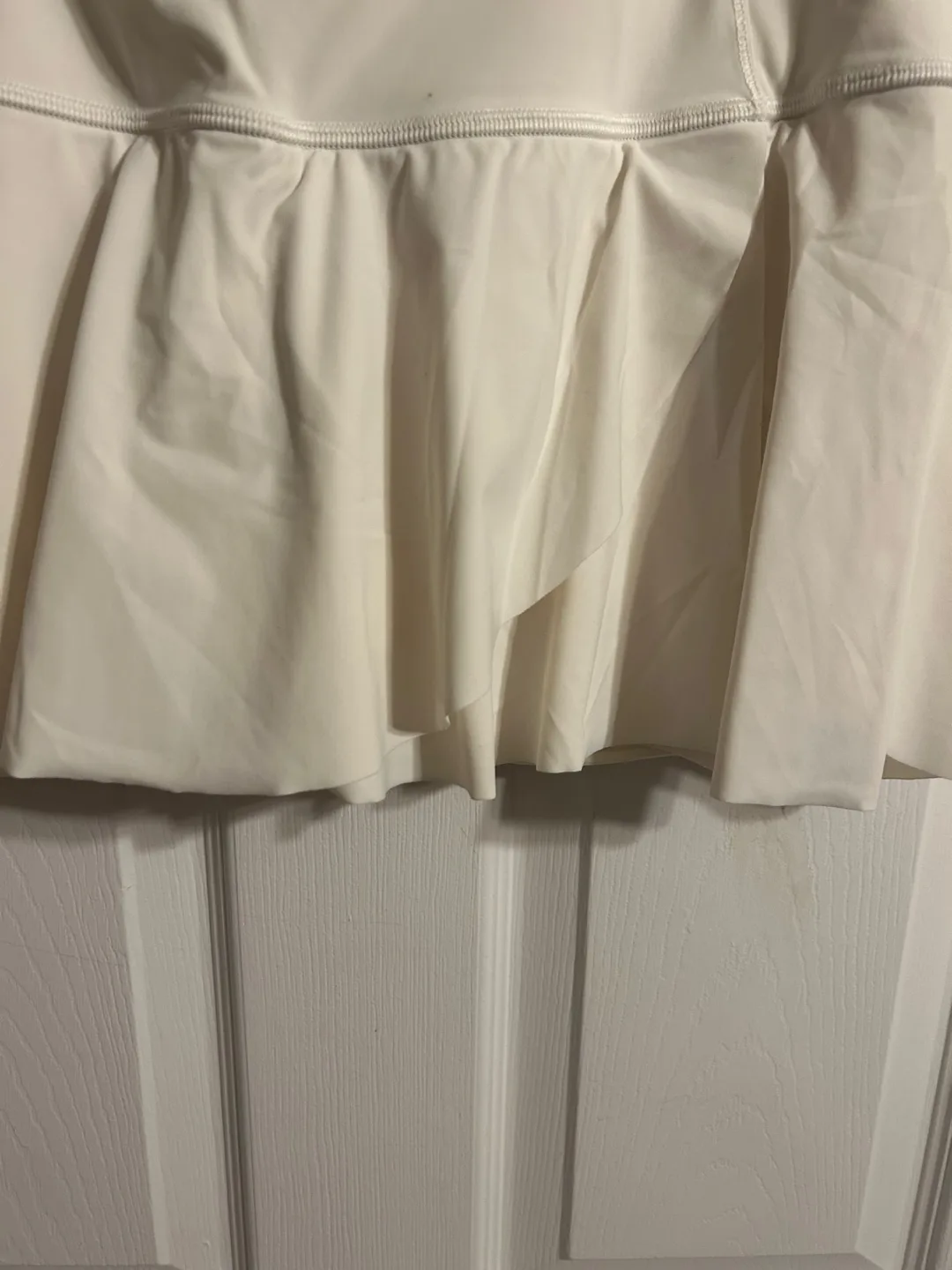 Lululemon White Tennis Skort image indicator(4)