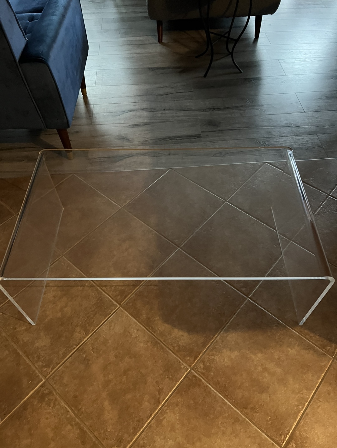 Acrylic Coffee Table - photo 2