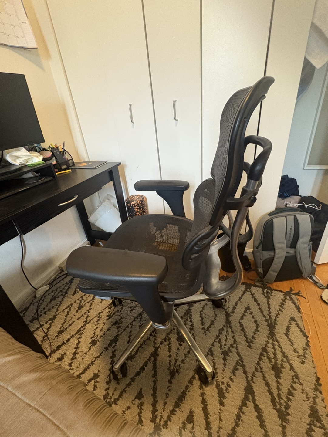 Ergonomic Office Chair w/ Lumbar Support & Breathable Mesh
