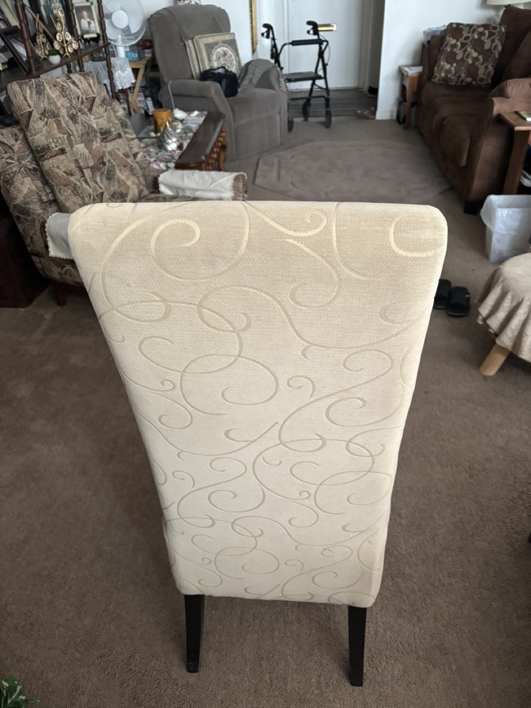 4 Beige Dining Chairs with Swirl Pattern - photo 3