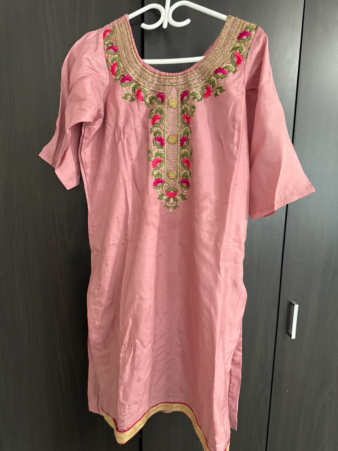 Beautiful Pink Embroidered plazo suit stiched fully with linen image indicator(2)