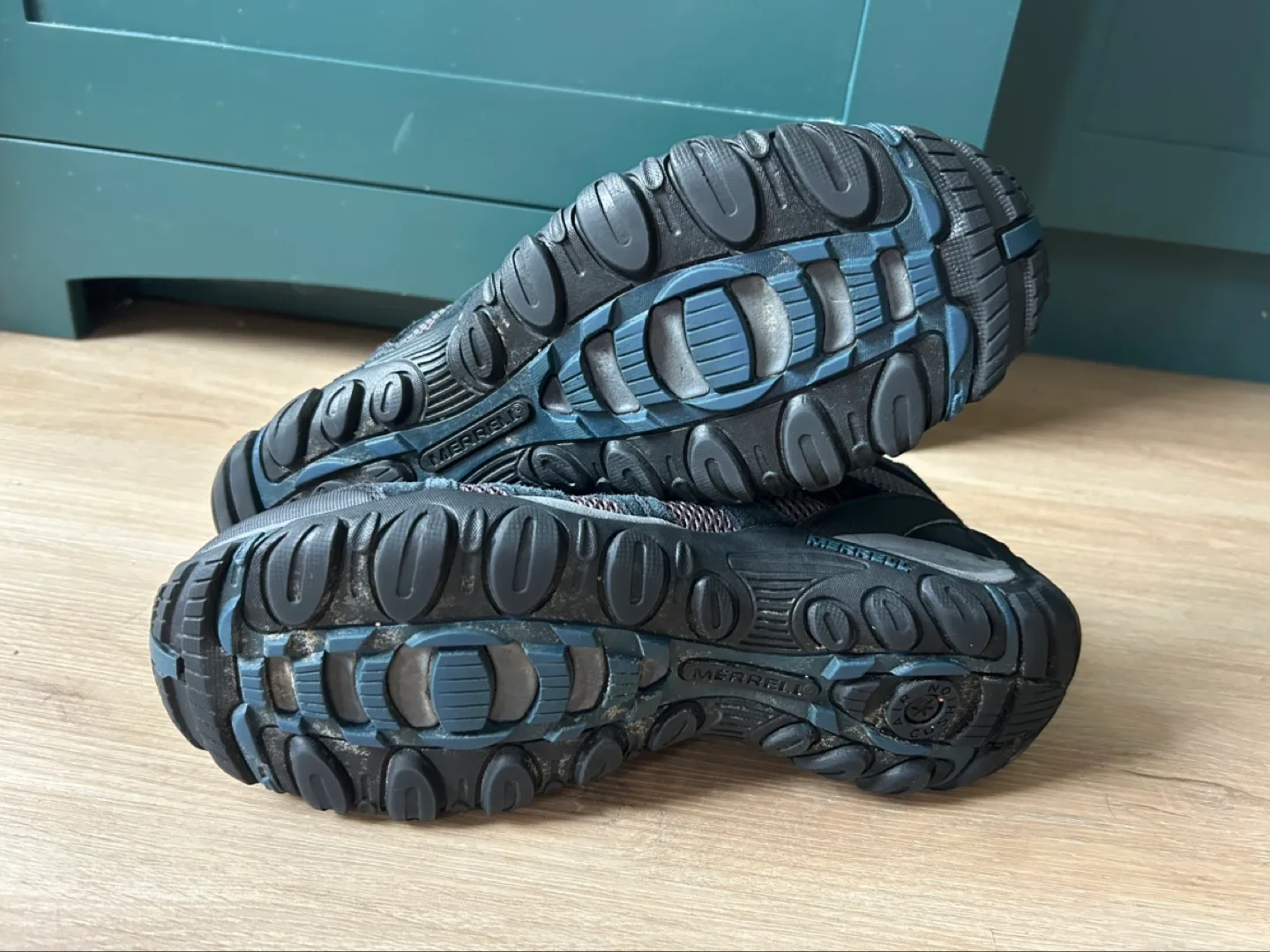 Men’s Size 12 Merrell Hiking Boots image indicator(2)