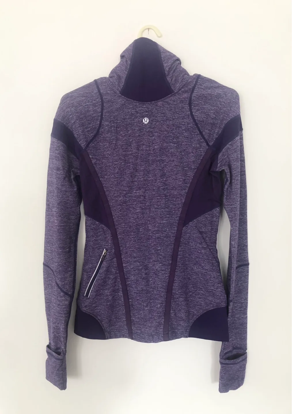 Lululemon Long Sleeve Running Top Size 4 (maybe 6?) image indicator(5)