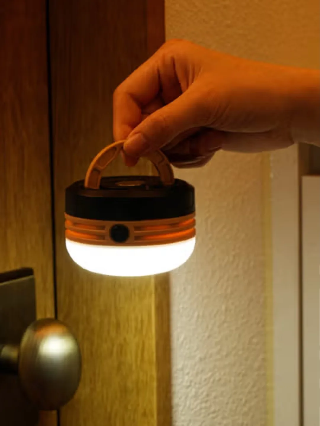 Magnetic Hanging Camping LED Lamp thumbnail