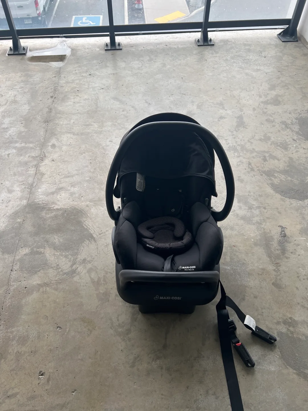Maxi-Cosi Mico Infant Car Seat image indicator(2)