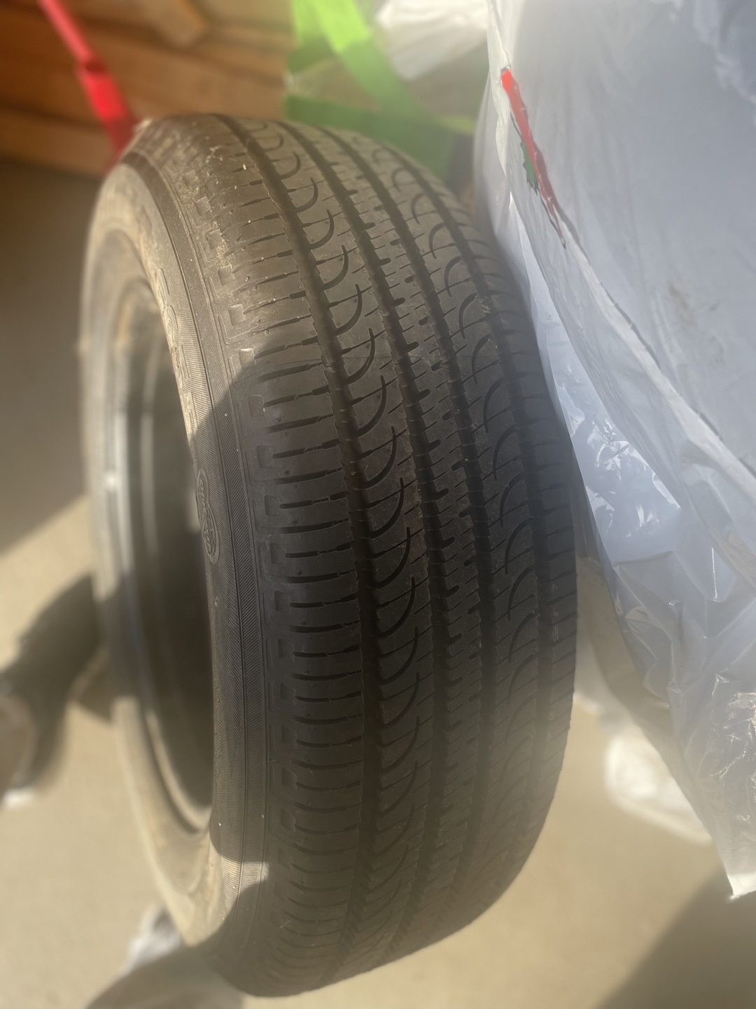 Yokohama Geo lander 225/65/R17 1 spare tire