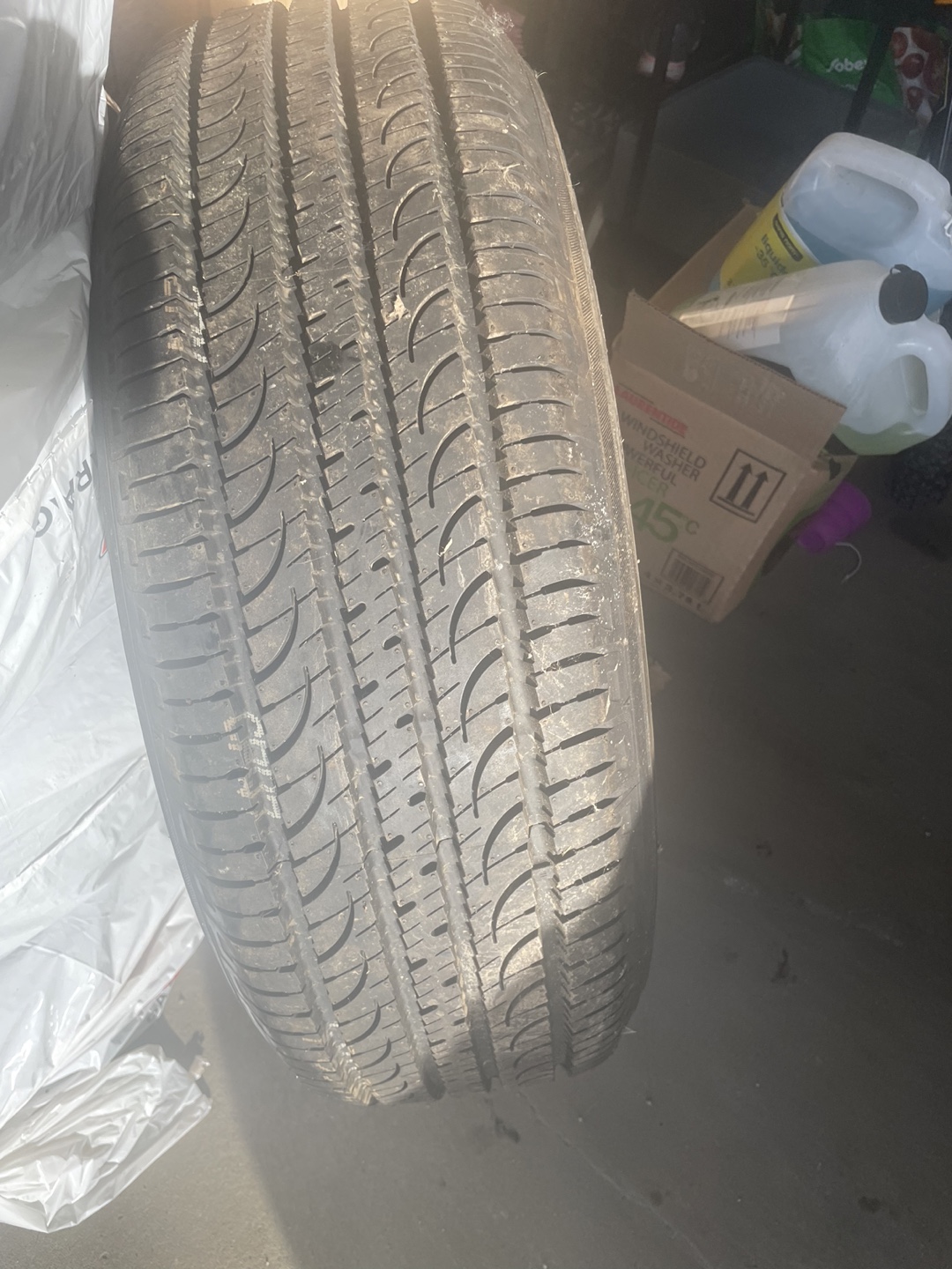 Yokohama Geo lander 225/65/R17 1 spare tire - photo 4