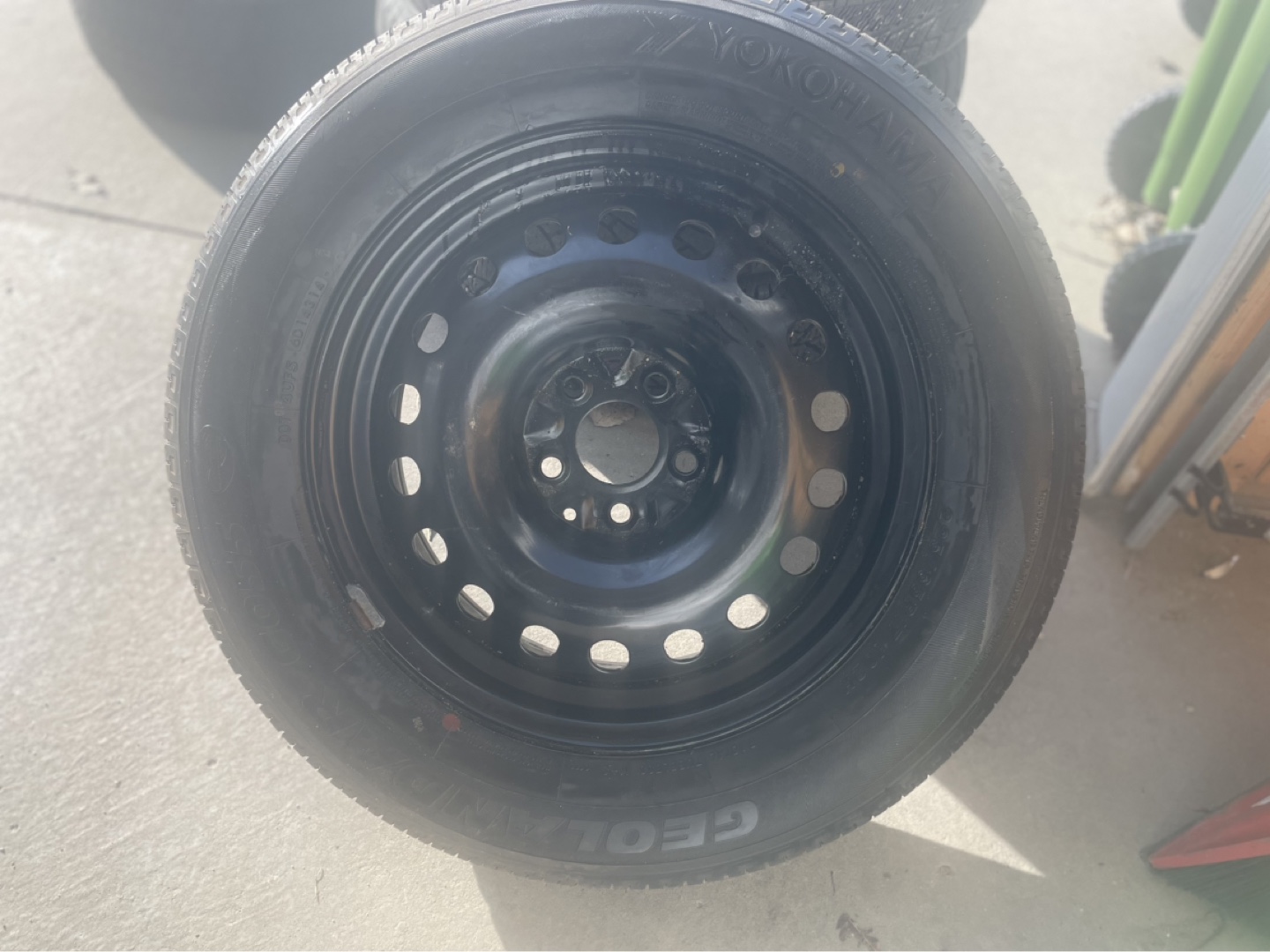 Yokohama Geo lander 225/65/R17 1 spare tire - photo 2