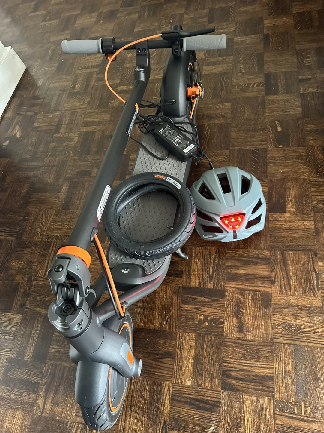 Ninebot KickScooter f40 - photo 2