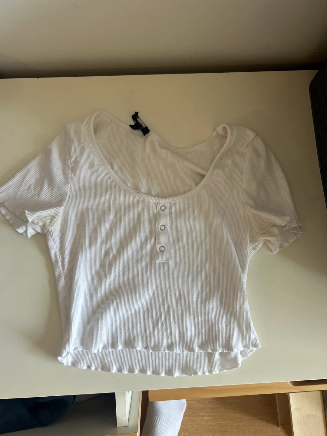 White Ribbed Crop Top thumbnail