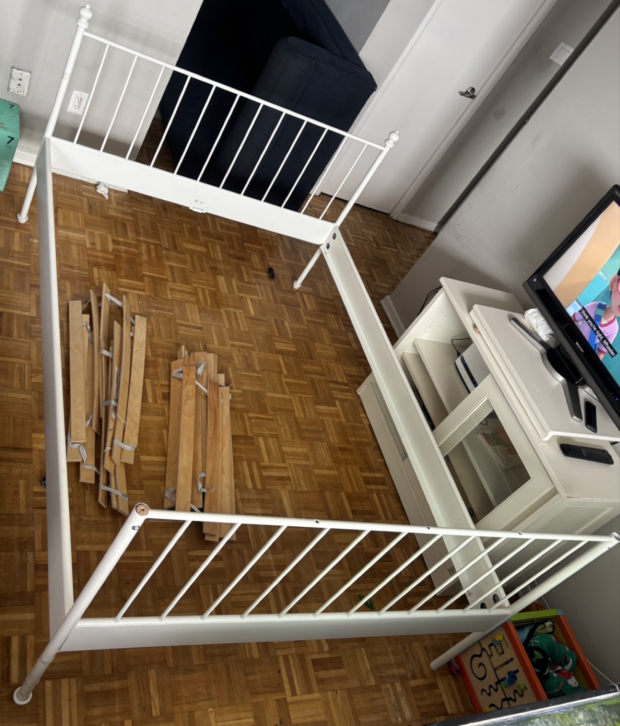 White Metal Double  Bed Frame