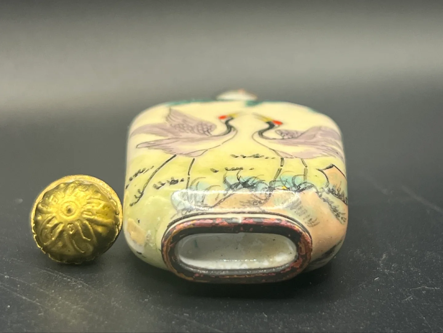 Chinese Snuff Bottle with Crane Painting image indicator(5)