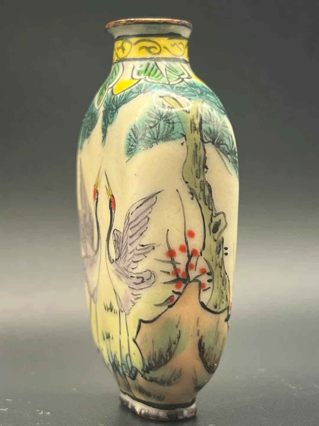 Chinese Snuff Bottle with Crane Painting image indicator(4)
