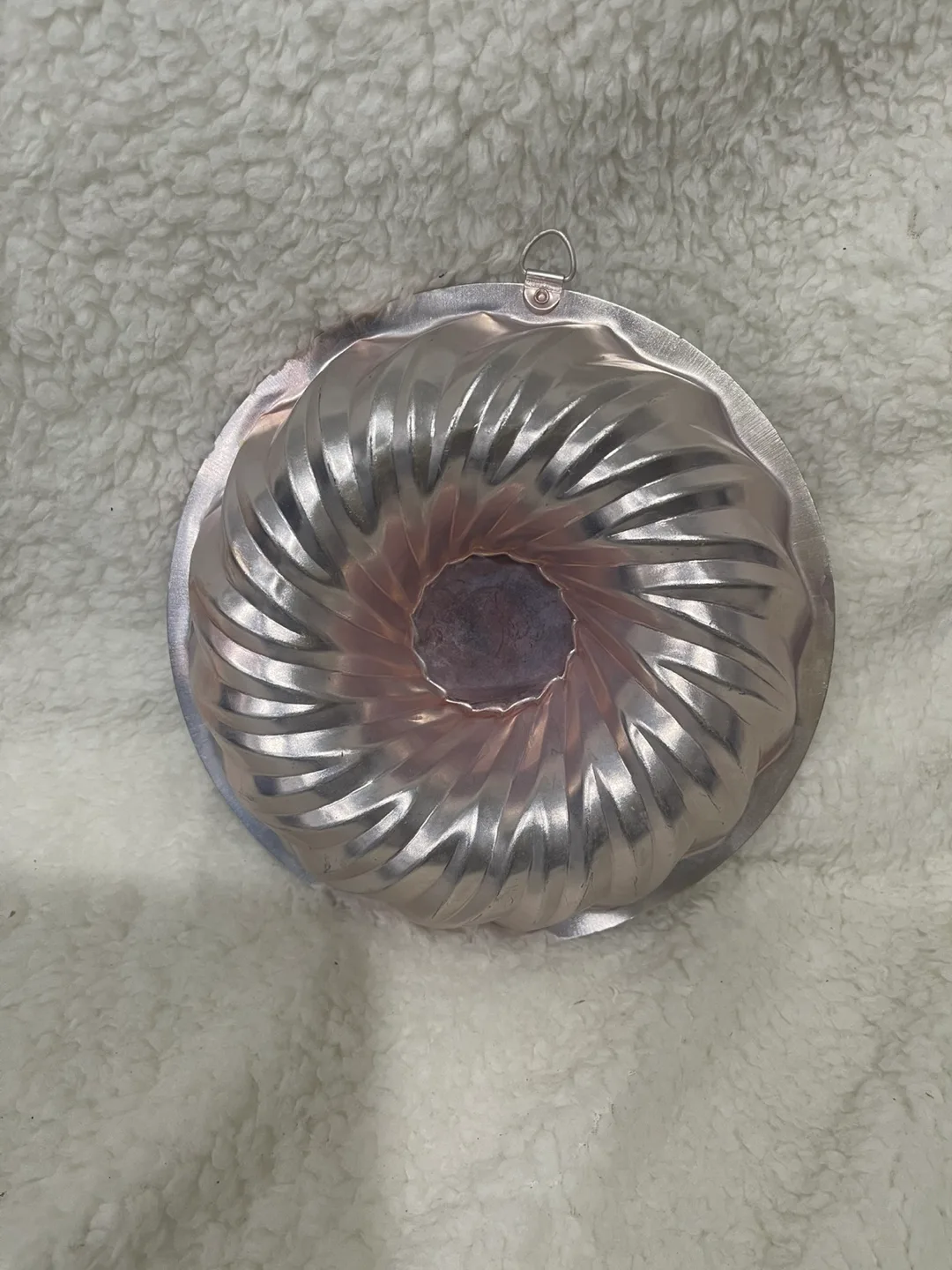 Vintage Pink Aluminium Jelly Mould image indicator(2)