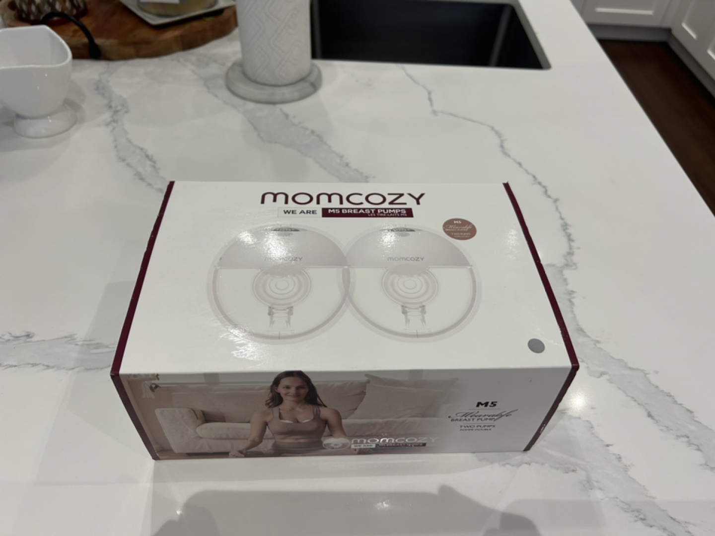 Momcozy M5 Wearable Breast Pump - New in Box