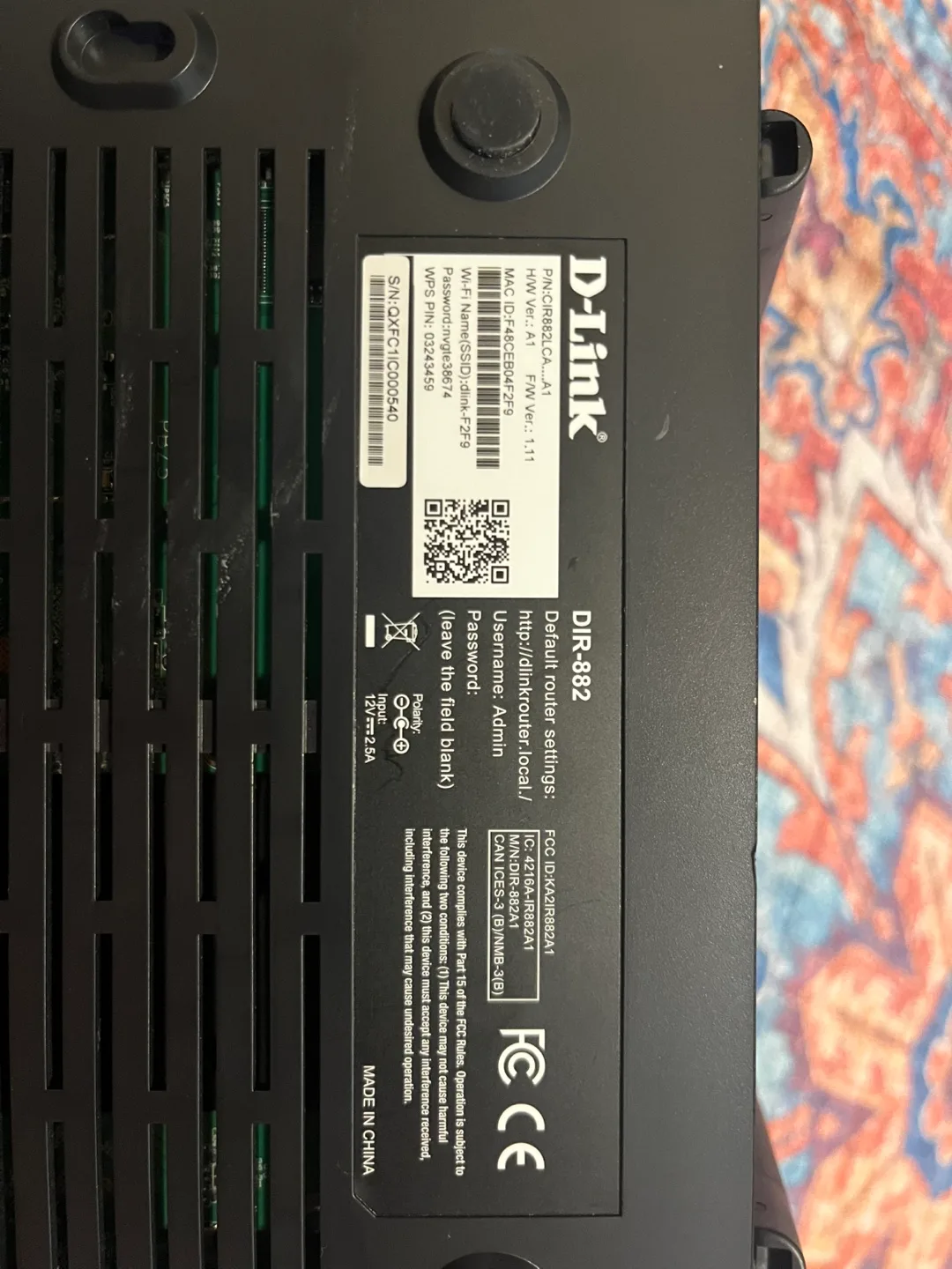 D-Link DIR-882 Wireless AC1900 Gigabit Router image indicator(2)