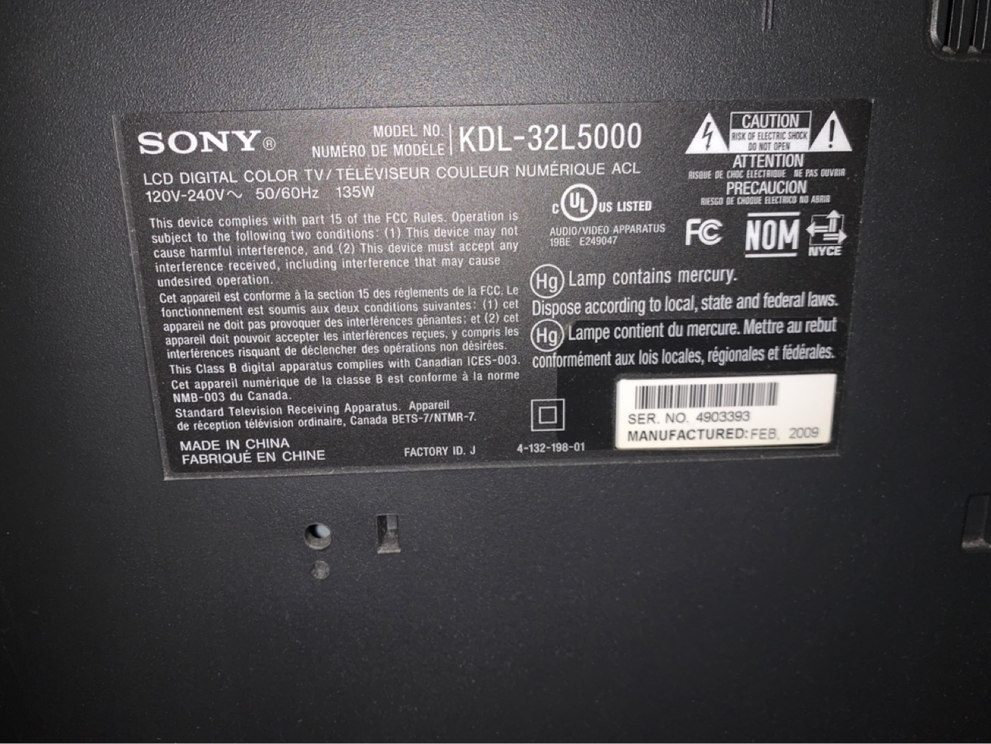 Sony Bravia 32” TV with stand - photo 2