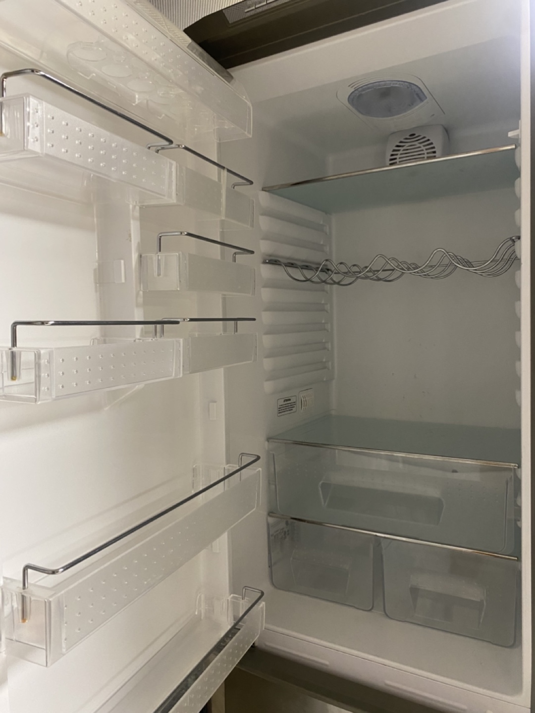GE REFRIGERATOR - photo 2