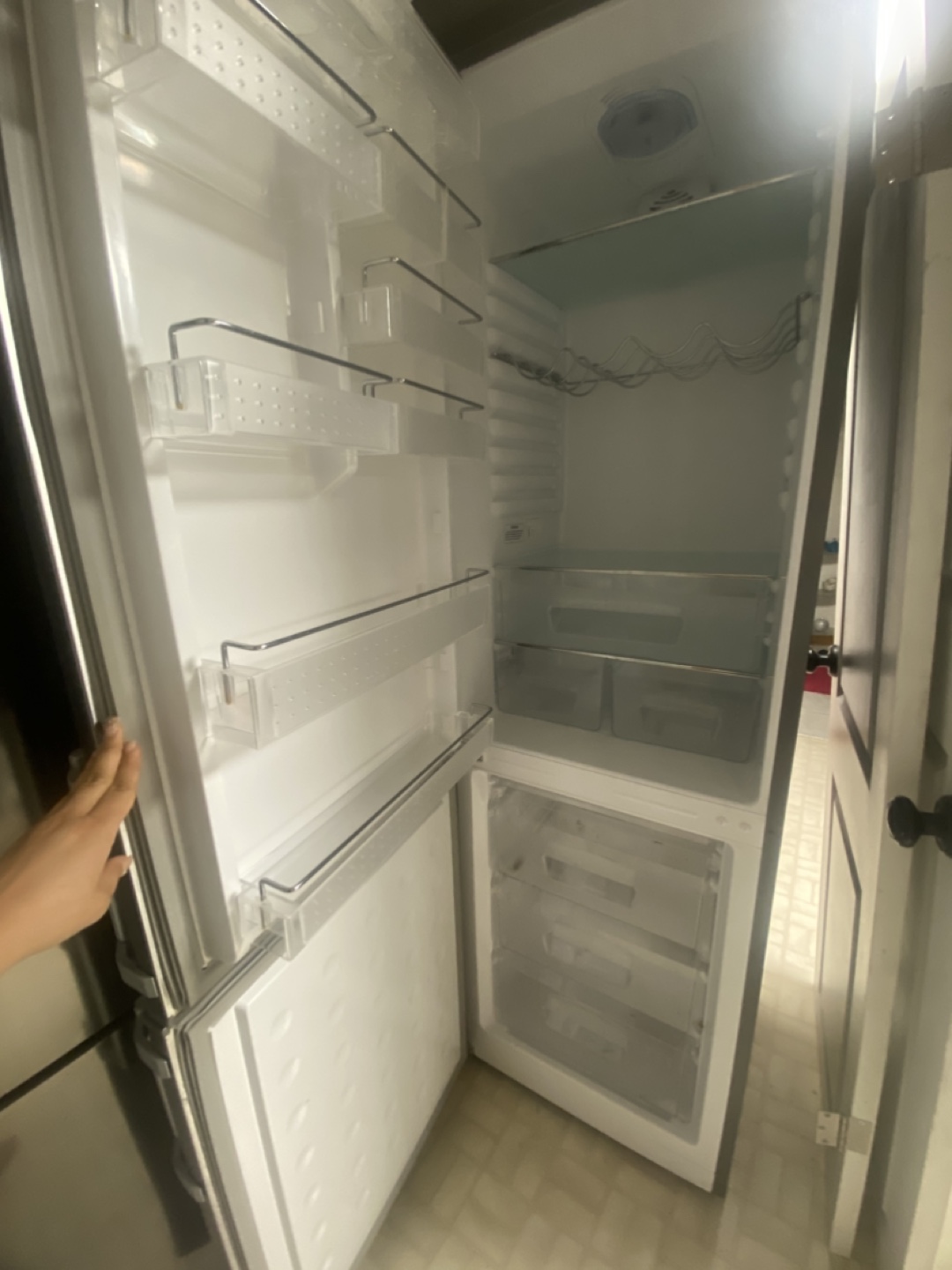 GE REFRIGERATOR - photo 3