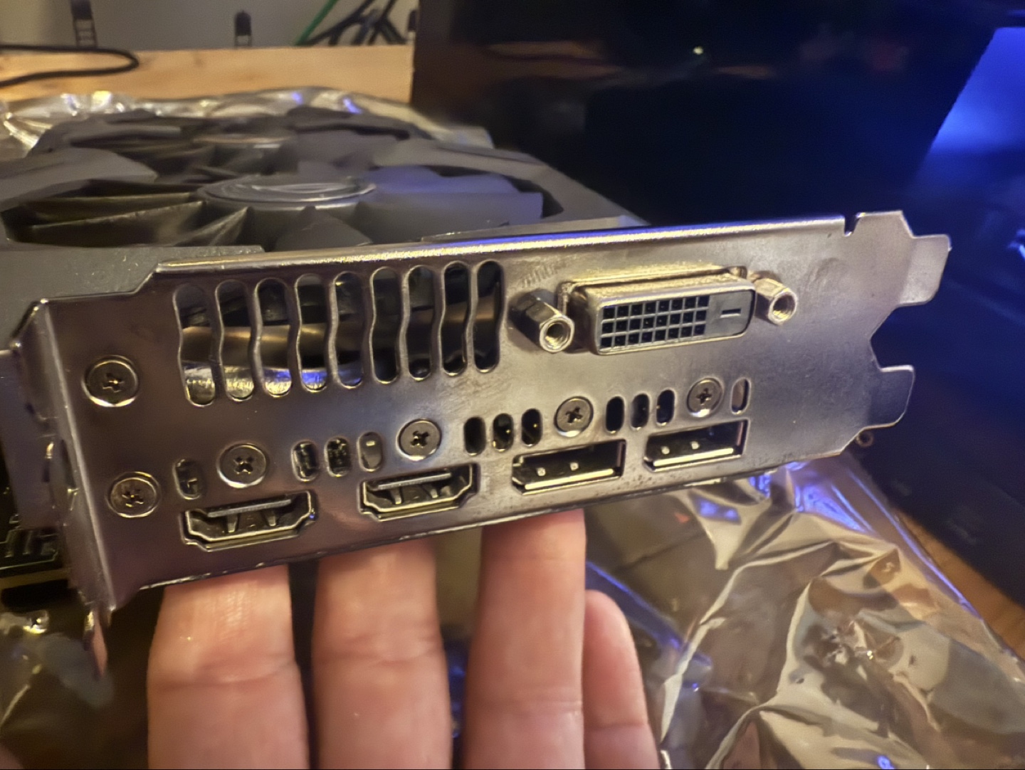 ASUS ROG Strix GeForce GTX 1080 Graphics Card - photo 3