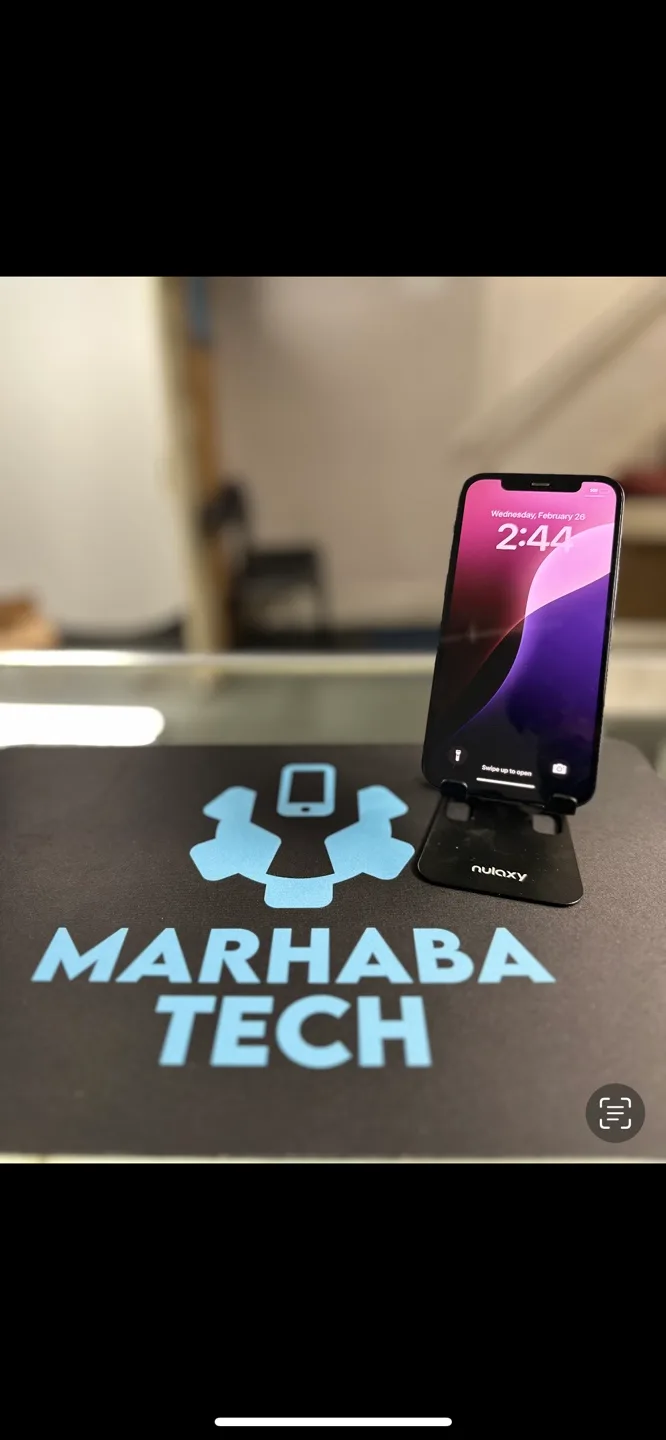 iPhone 12 Black 128GB PICKUP IN STORE WITH WARRANTY thumbnail