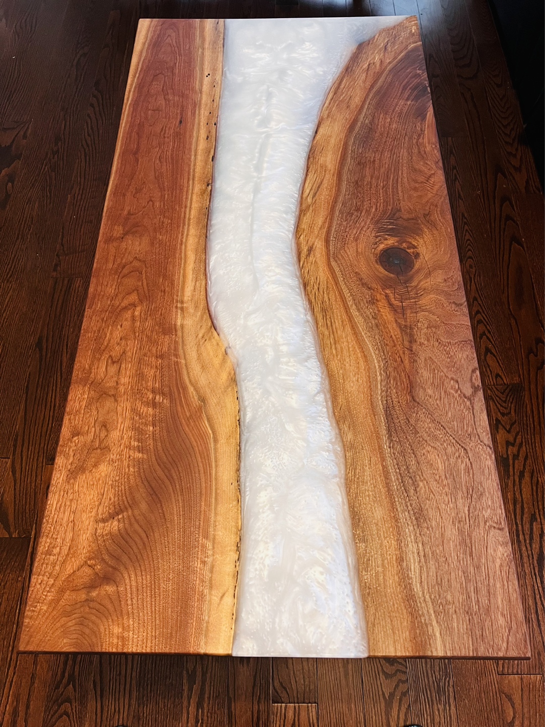 Get this Beautiful White Epoxy Table before Santa Comes in!!! - photo 3