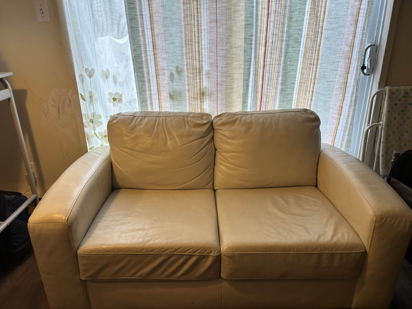 Cream Leather 35 Inch * 59 Inch