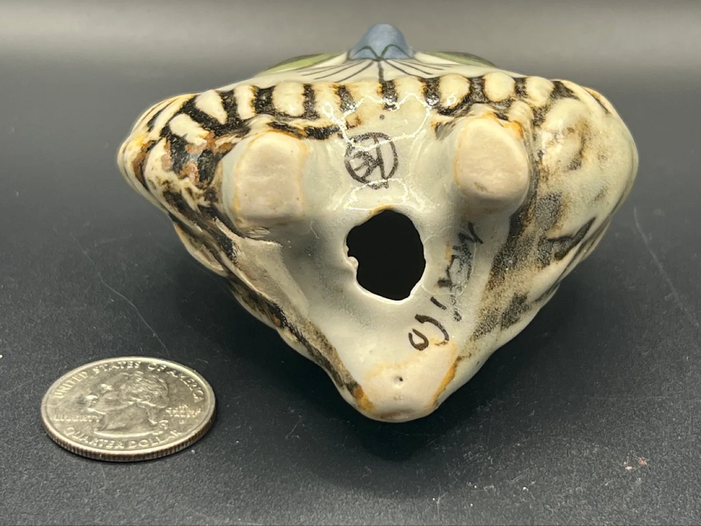 Tonala Ceramic Owl Figurine image indicator(4)