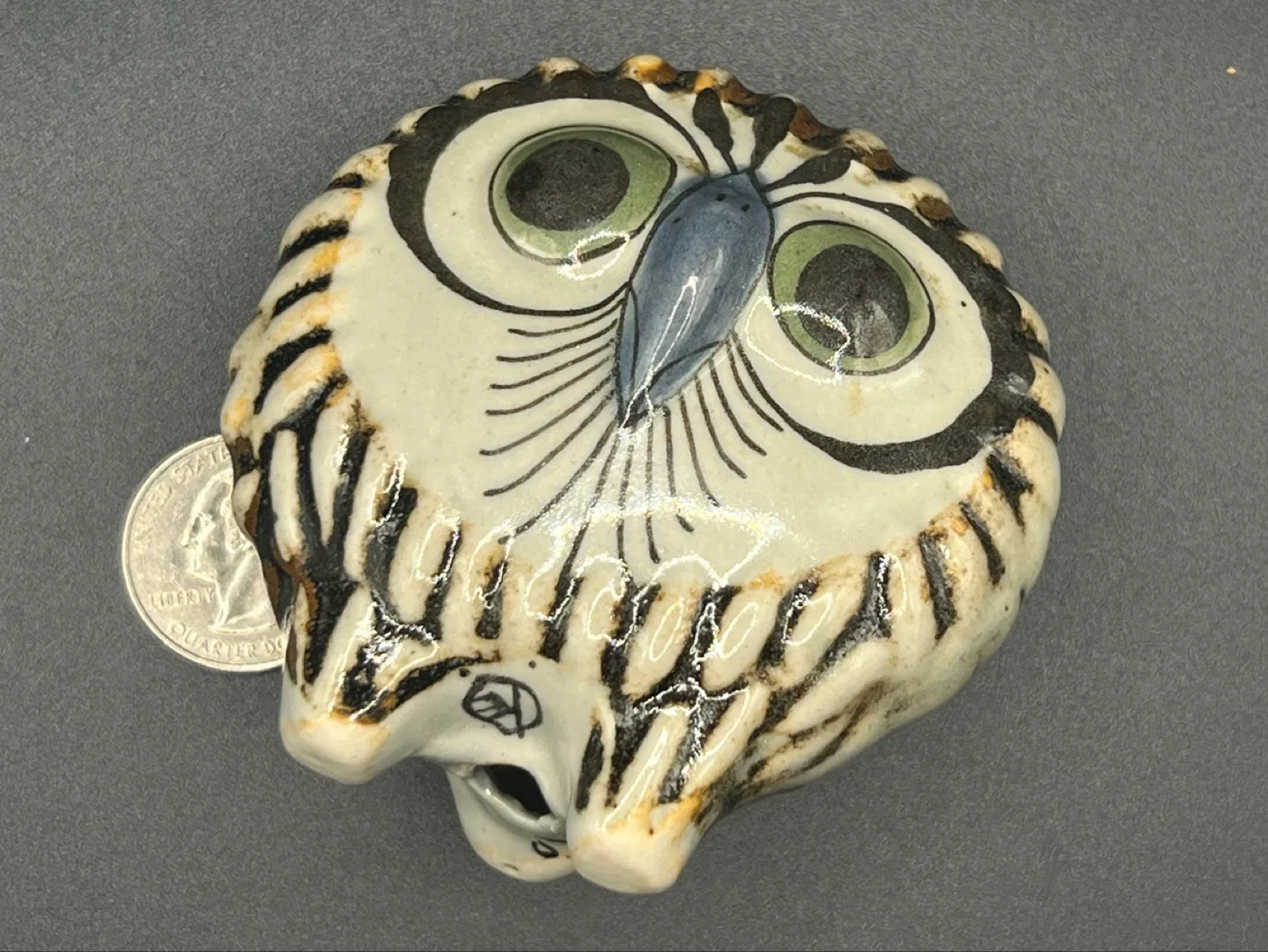 Tonala Ceramic Owl Figurine image indicator(5)