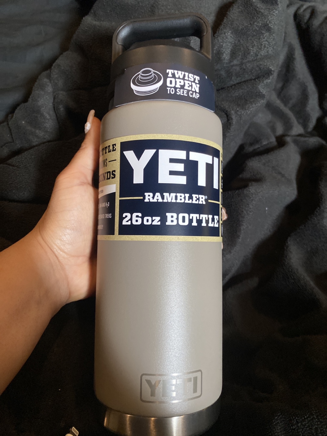 YETI Rambler 26oz Bottle - Taupe